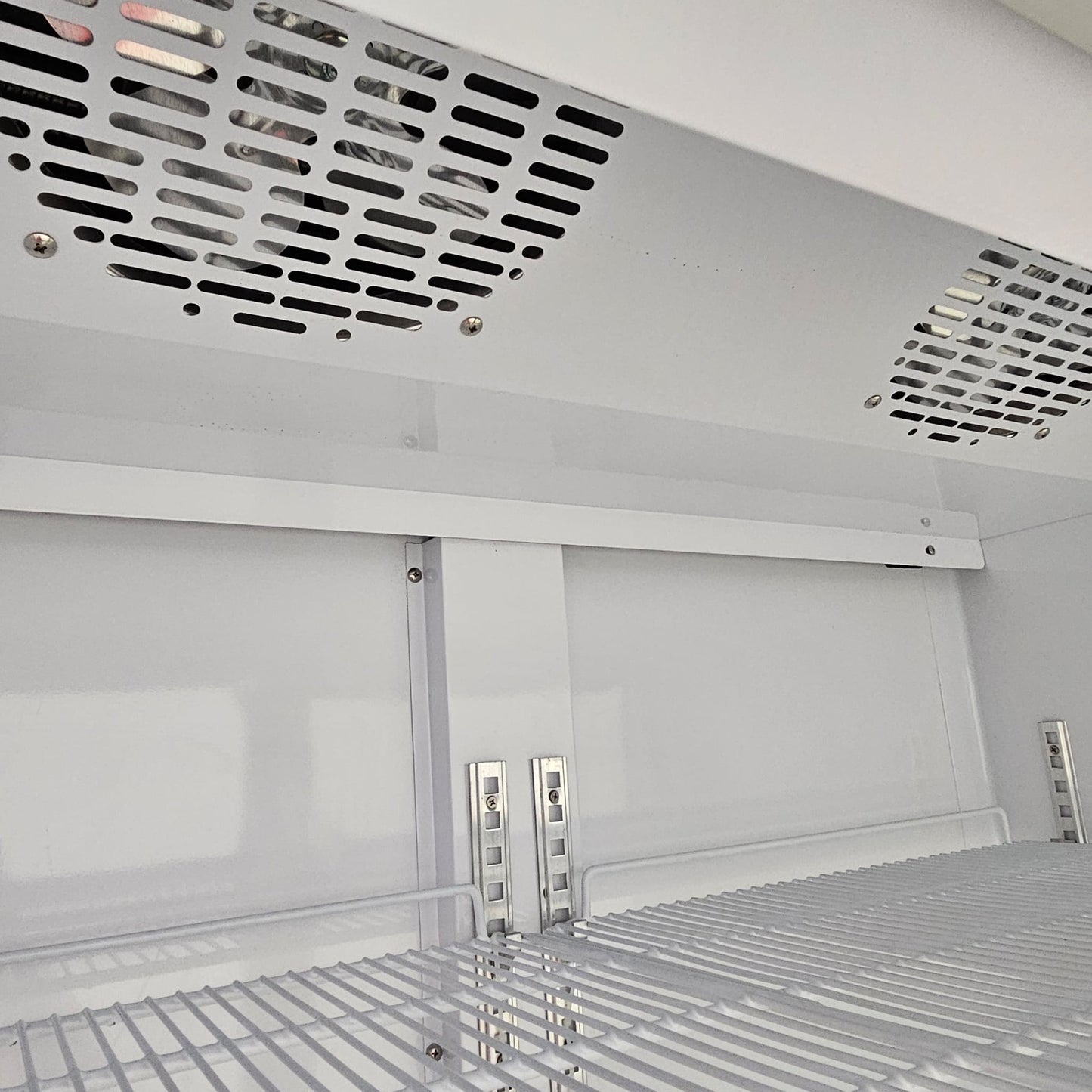 Diaminox Double Door Upright 785L Display Freezer