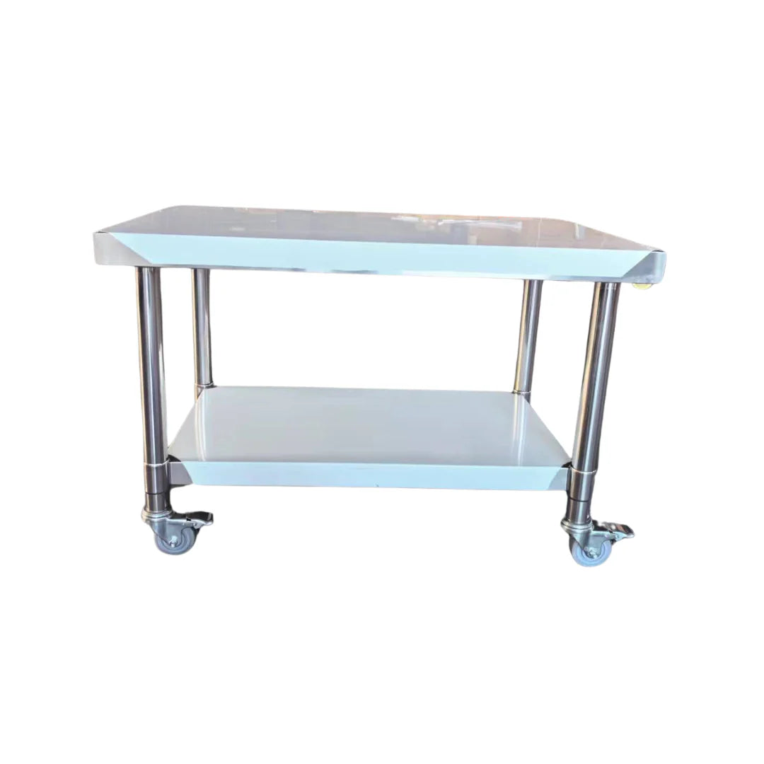Charbroiler/Griddle Machine Table With Castors