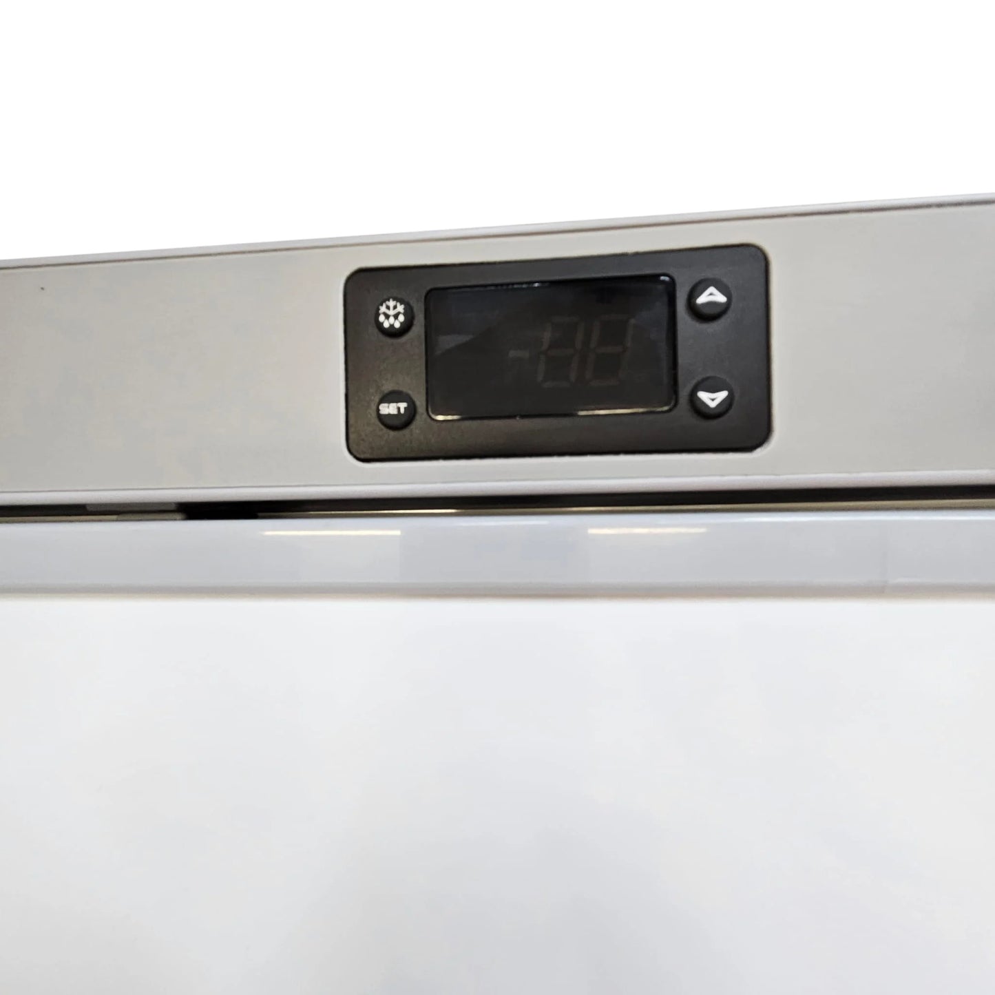Diaminox Single Door Upright Commercial 534L Freezer - White