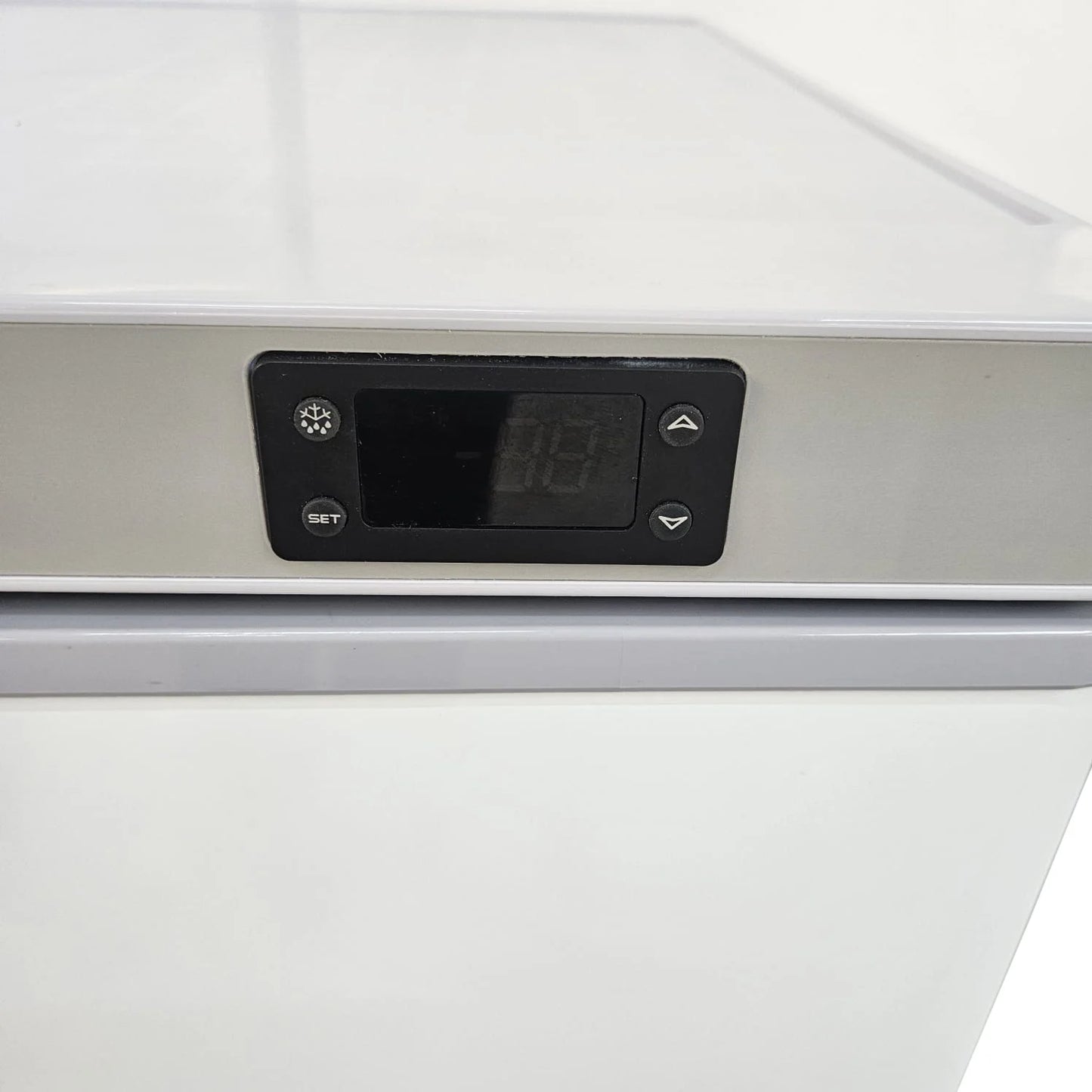 Diaminox Under Counter Commercial 122L Freezer - White